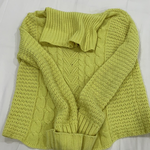 Louna Sweater - Picture 2 of 6